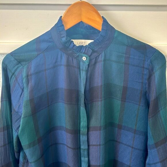 Loft plaid button-down shirt - Picture 7 of 9